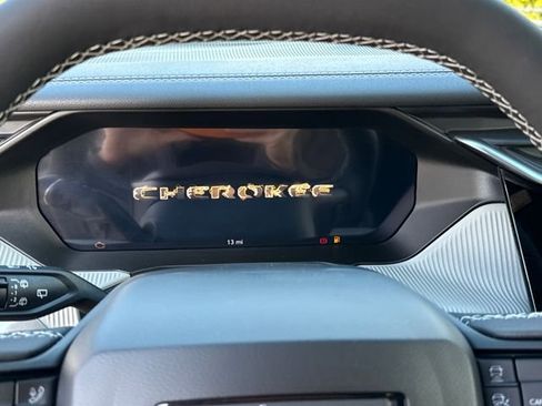 New 2026 Jeep Cherokee Laredo image 15