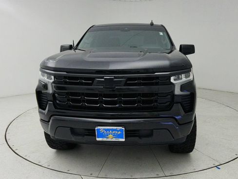 Used 2024 Chevrolet Silverado 1500 LT RWD image 14
