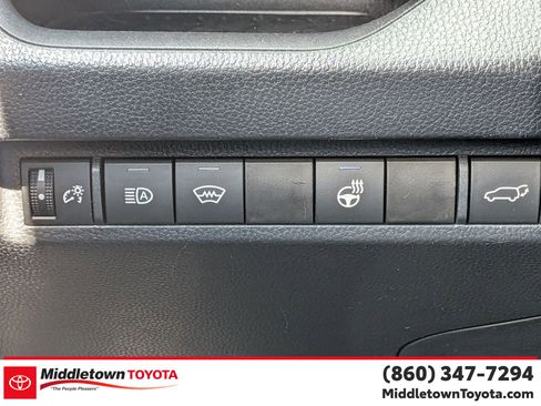 Certified 2023 Toyota RAV4 XLE Premium AWD/4WD image 18