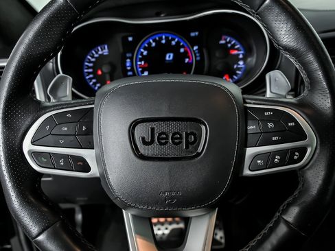 Used 2021 Jeep Grand Cherokee Trackhawk image 28