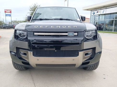 Used 2025 Land Rover Defender 130 X image 2