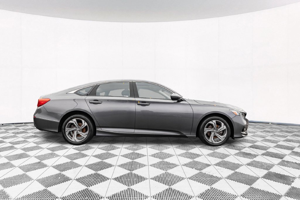 Used 2019 Honda Accord EX-L image 10