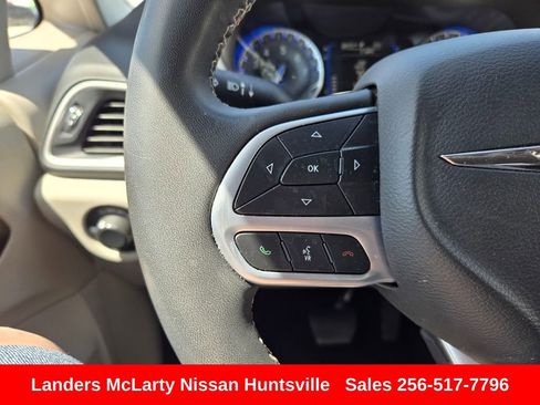 Used 2023 Chrysler Voyager LX FWD image 27