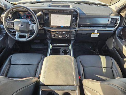 New 2024 Ford F550 4x4 Crew Cab Super Duty image 10