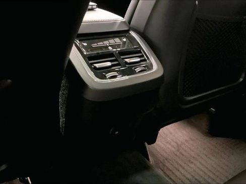 Certified 2023 Volvo XC60 B5 Ultimate w/ Climate Package image 34