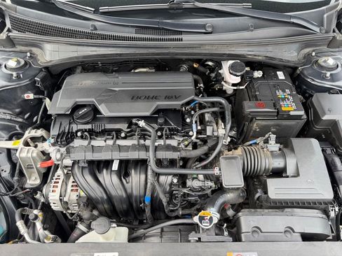 Used 2023 Hyundai Elantra SEL w/ Convenience Package FWD image 40