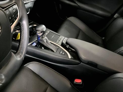 Used 2025 Lexus IS 350 F Sport AWD/4WD image 17