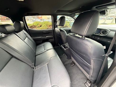 Used 2021 Toyota Tacoma TRD Sport w/ TRD Premium Sport Package image 37