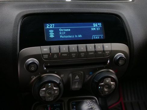 Used 2010 Chevrolet Camaro SS RWD image 19