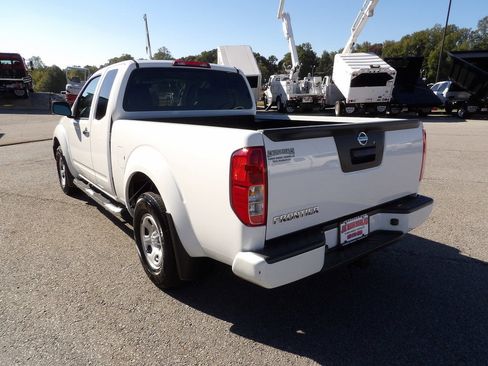 Used 2018 Nissan Frontier S image 5