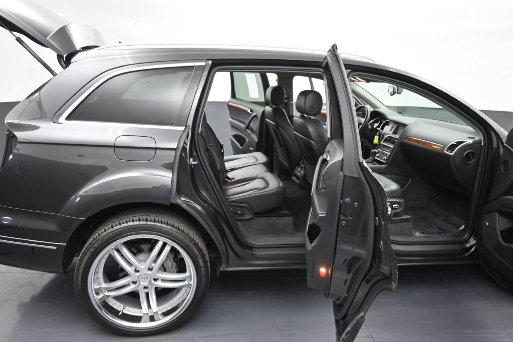 Used 2015 Audi Q7 3.0T Premium Plus w/ Premium Plus Package AWD/4WD image 10