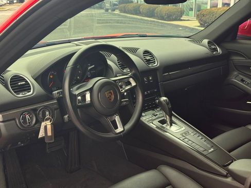 Used 2021 Porsche 718 Cayman image 41