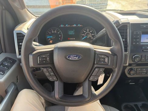 Used 2018 Ford F150 XLT AWD/4WD image 11