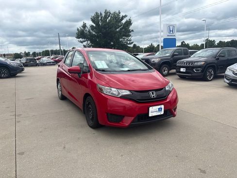 Used 2017 Honda Fit LX image 3