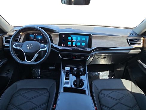 Certified 2024 Volkswagen Atlas SE AWD/4WD image 9