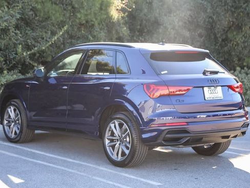 Used 2025 Audi Q3 2.0T Premium w/ Convenience Package image 6