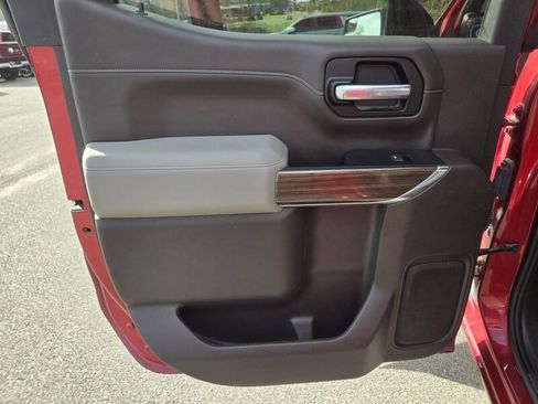 Used 2022 Chevrolet Silverado 1500 RST image 24