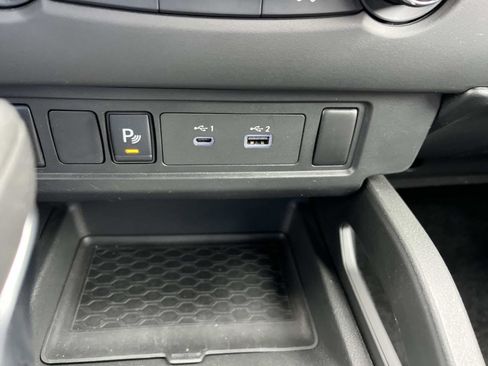 Used 2024 Nissan Frontier S w/ Technology Package image 27