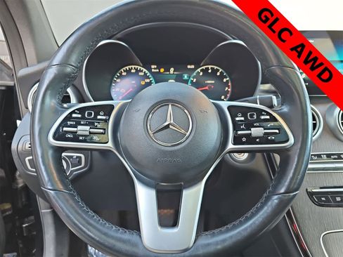 Used 2022 Mercedes-Benz GLC 300 4MATIC w/ Premium Package Lite image 19