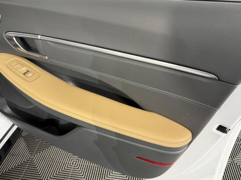 Used 2023 Hyundai Sonata Limited image 33