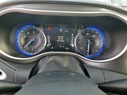 New 2026 Chrysler Pacifica Select image 28