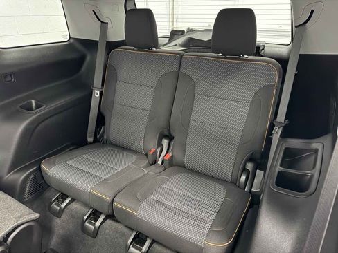 Used 2021 GMC Acadia AT4 w/ Trailering Package image 18