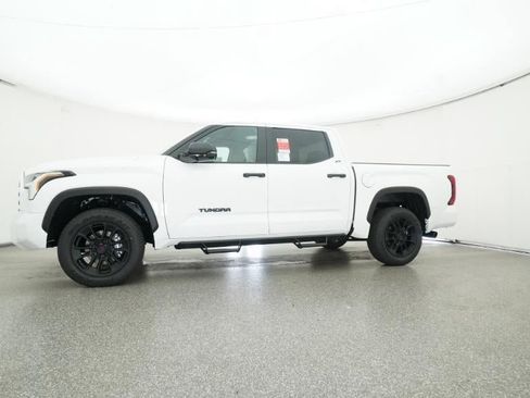 New 2026 Toyota Tundra SR5 AWD/4WD image 18