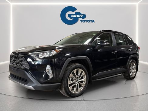 Used 2019 Toyota RAV4 Limited w/ Cold Weather Package AWD/4WD image 2