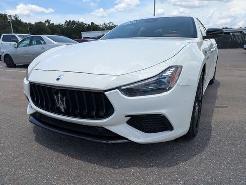 Used 2023 Maserati Ghibli Modena RWD image 7