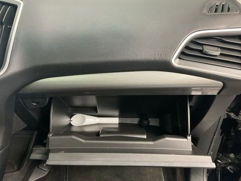 Used 2018 Ford Edge SEL w/ Equipment Group 201A image 25