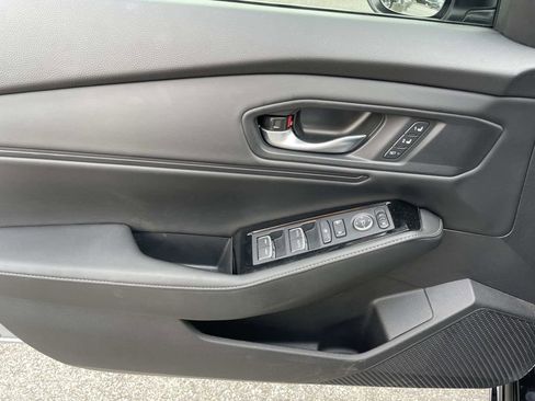 Used 2024 Honda Accord Touring image 18