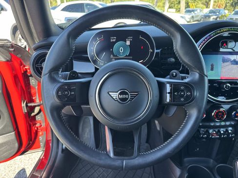 Used 2024 MINI Cooper S image 23
