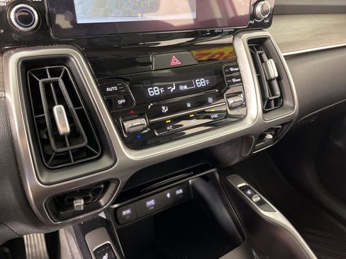 Used 2023 Kia Sorento X-Line EX image 33
