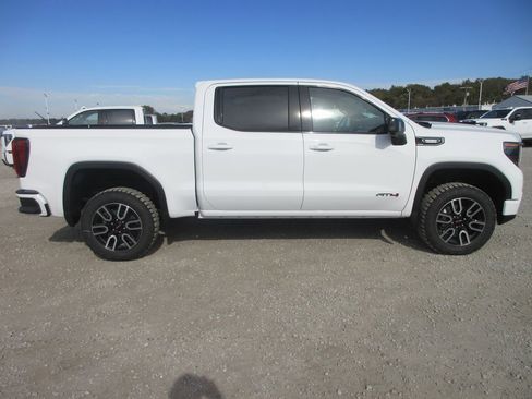 New 2026 GMC Sierra 1500 AT4 w/ AT4 Premium Package image 3