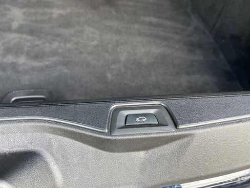 Used 2024 BMW X5 sDrive40i w/ M Sport Package image 40