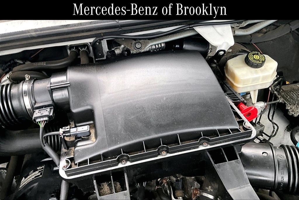 Used 2019 Mercedes-Benz Sprinter 144 image 30