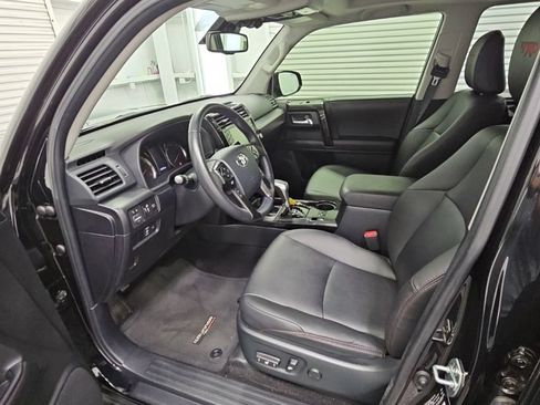 Used 2023 Toyota 4Runner TRD Off-Road Premium w/ Moonroof Package AWD/4WD image 11