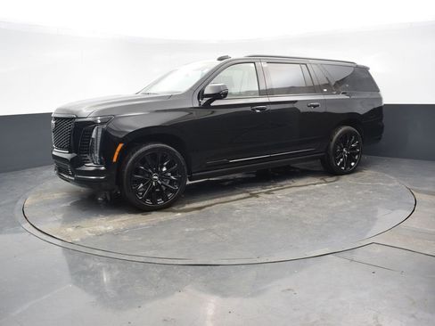 Certified 2026 Cadillac Escalade ESV Platinum Sport w/ LPO, ONYX Package image 2