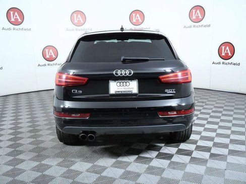Used 2018 Audi Q3 2.0T Premium Plus w/ Premium Plus Package AWD/4WD image 7
