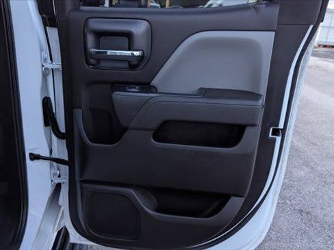 Used 2018 Chevrolet Silverado 2500 W/T w/ WT Convenience Package RWD image 19