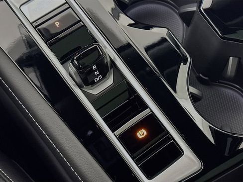 New 2026 Volkswagen Atlas Cross Sport SEL image 18