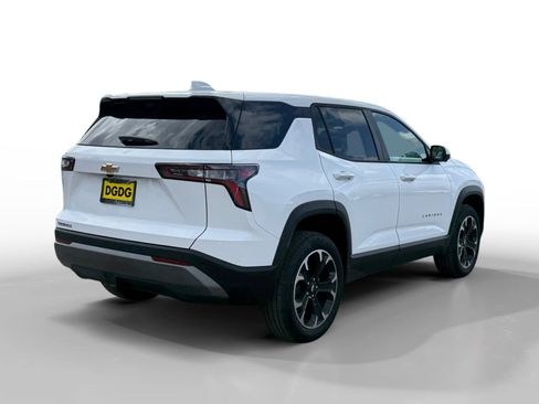 New 2026 Chevrolet Equinox LT FWD image 5
