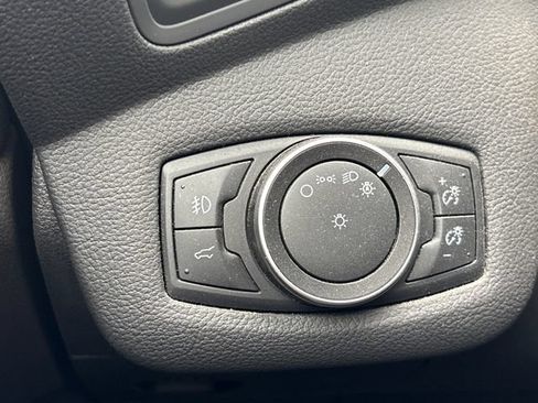 Used 2018 Ford Escape SE AWD/4WD image 29