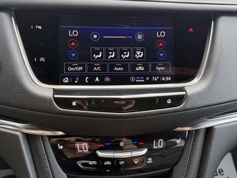 Certified 2023 Cadillac XT5 Premium Luxury AWD/4WD image 45