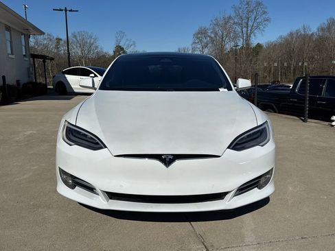 Used 2019 Tesla Model S Performance image 2