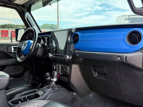 Used 2021 Jeep Gladiator Sport AWD/4WD image 48