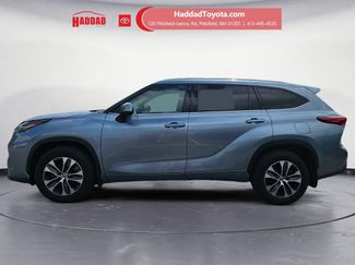 Used 2022 Toyota Highlander XLE AWD/4WD video 2