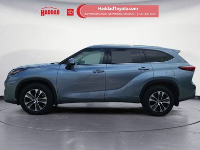 Used 2022 Toyota Highlander XLE