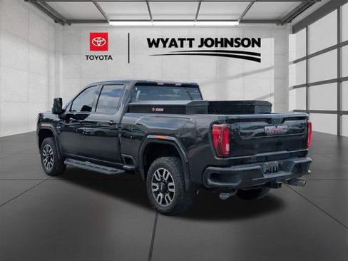 Used 2023 GMC Sierra 2500 AT4 AWD/4WD image 2