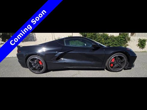 Used 2021 Chevrolet Corvette Stingray Premium Cpe w/ Z51 Performance Package image 9